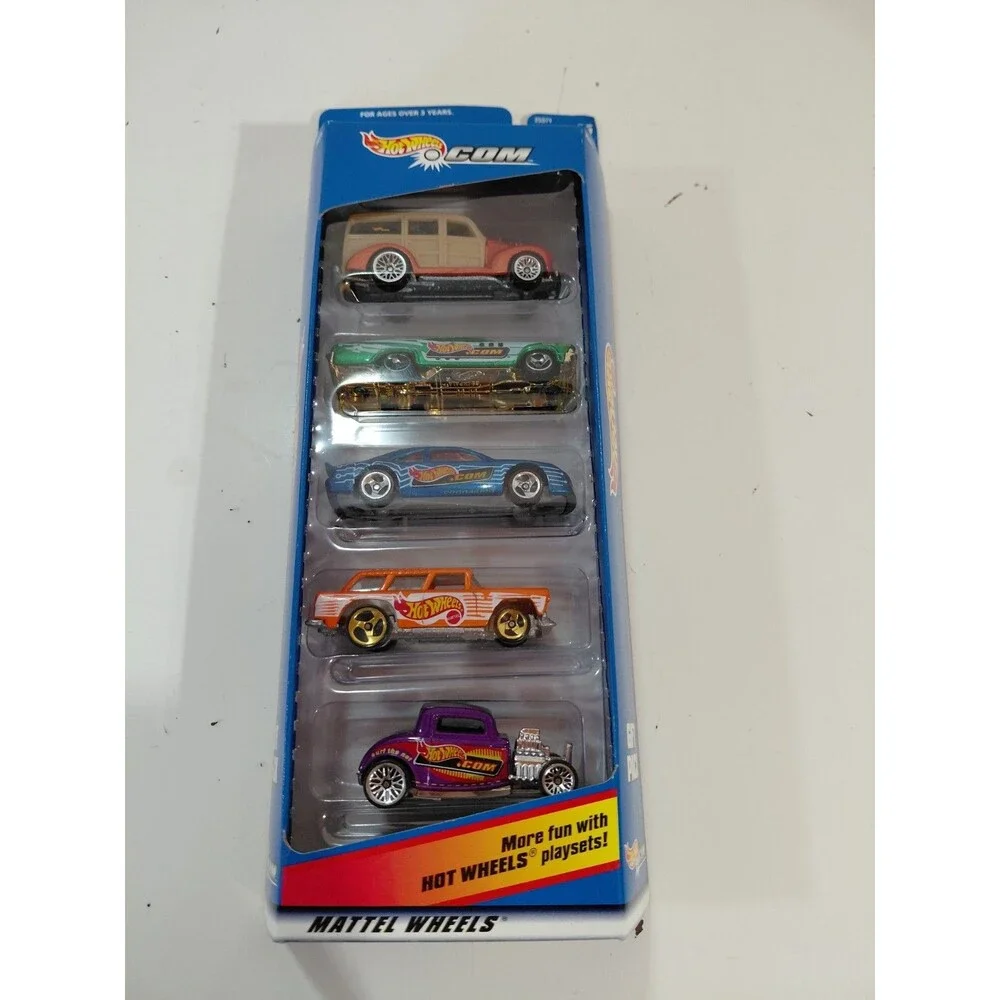 NIP Hot Wheels.com 1:64 Die Cast Gift Pack (Woodie Chevy Nomad Impala Hot Rod)